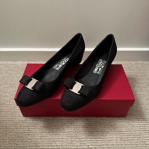 Salvatore Ferragamo Vara glitter bow pumps